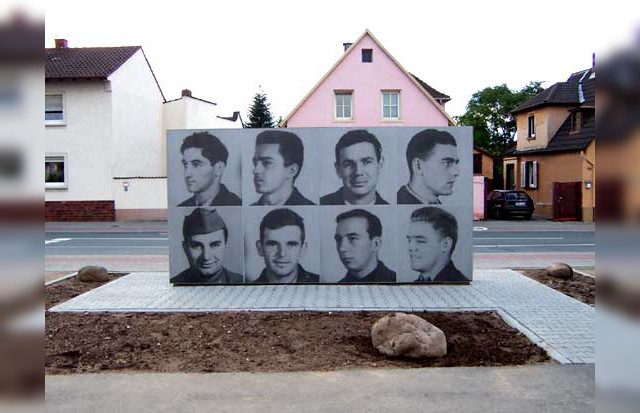 640px-Russelsheim_Memorial_01